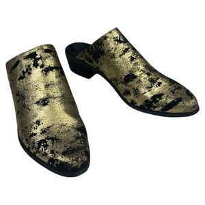 Metallic Gold Black Mule Heels Pointed Toe Very Volatile Moonstruck Size 9